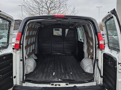 2020 GMC Savana 2500 Work Van