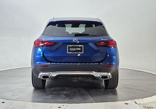 2025 Mercedes-Benz GLA 250 Base 4MATIC
