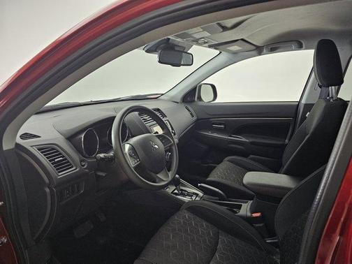 2025 Mitsubishi Outlander Sport S