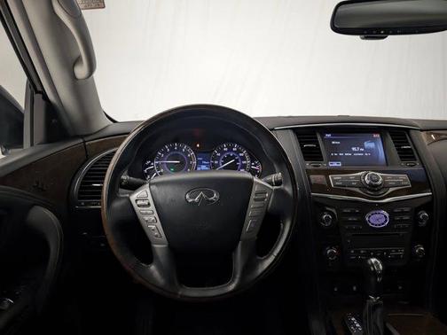 2017 INFINITI QX80 Base