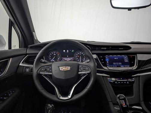 2024 Cadillac XT6 Premium Luxury FWD