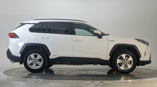 2020 Toyota RAV4 Hybrid XLE