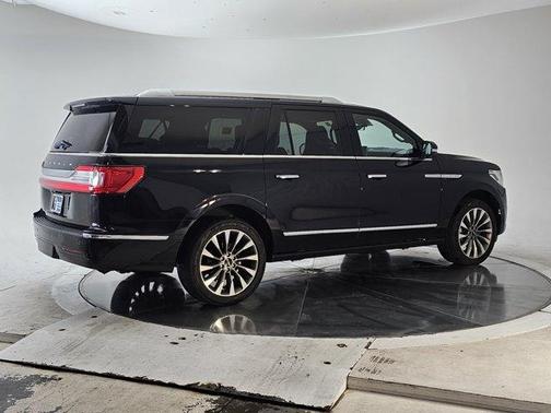 2019 Lincoln Navigator L Select