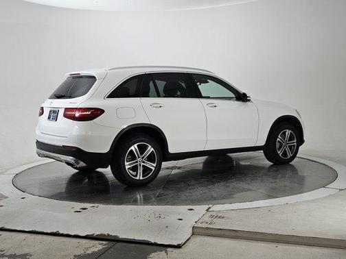 2018 Mercedes-Benz GLC 300 Base 4MATIC