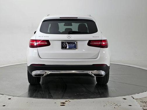 2018 Mercedes-Benz GLC 300 Base 4MATIC