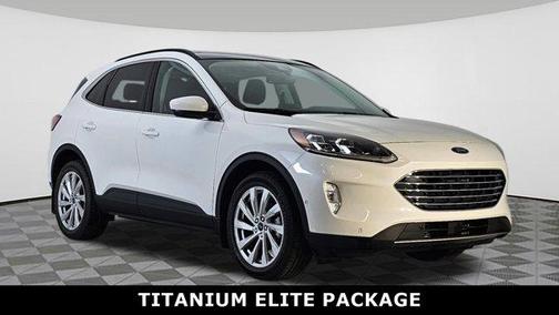 2022 Ford Escape Titanium