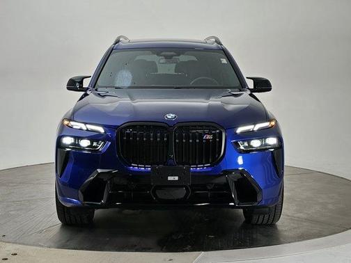 2025 BMW X7 M60i