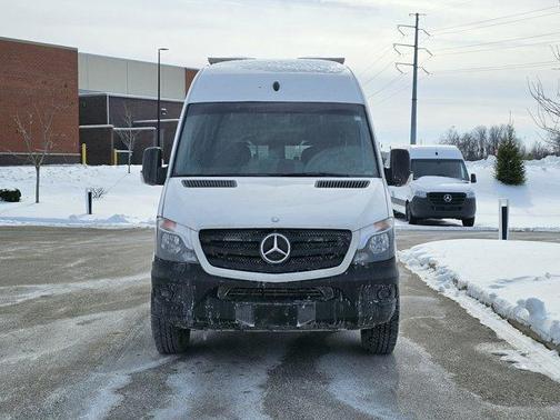 2015 Mercedes-Benz Sprinter Normal Roof