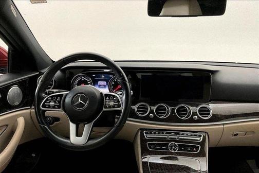 designo Cardinal Red Metallic 2019 Mercedes-Benz E-Class E 300