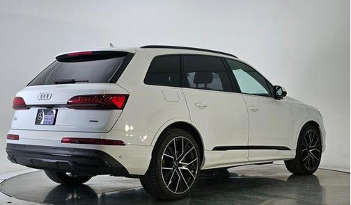 2022 Audi Q7 55 Prestige