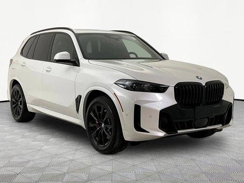 Mineral White Metallic 2026 BMW X5 xDrive40i