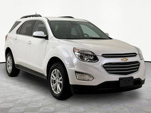 Iridescent Pearl Tricoat 2017 Chevrolet Equinox LT