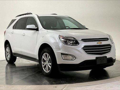 Iridescent Pearl Tricoat 2017 Chevrolet Equinox LT