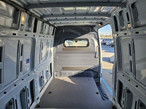 2024 Mercedes-Benz eSprinter 2500 170 WB High Roof Cargo