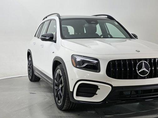 2025 Mercedes-Benz AMG GLB 35 Base