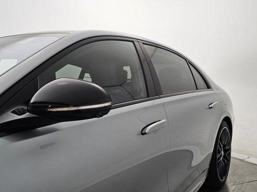 2026 Mercedes-Benz AMG S 63 E Base