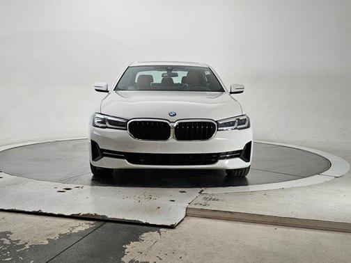 2023 BMW 530 i xDrive
