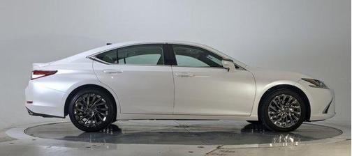 2025 Lexus ES 350 Luxury