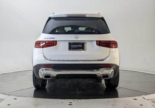 2025 Mercedes-Benz GLB 250 Base
