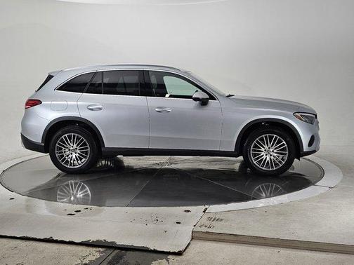 2025 Mercedes-Benz GLC 300 Base 4MATIC