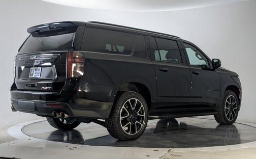 2022 Chevrolet Suburban RST