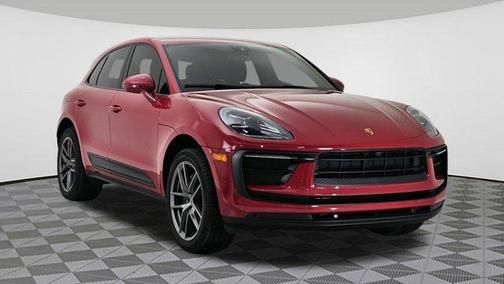 2022 Porsche Macan Base