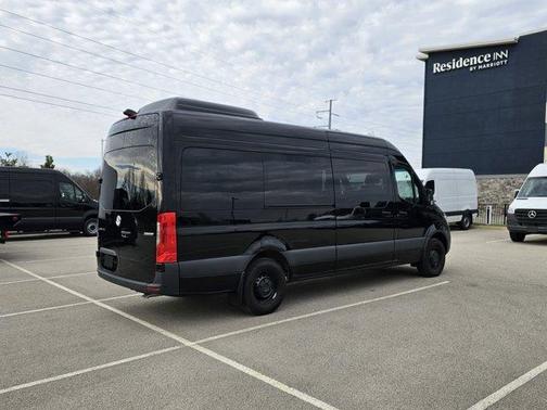 2025 Mercedes-Benz Sprinter 2500 High Roof