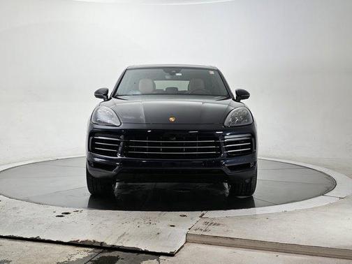 2021 Porsche Cayenne Base