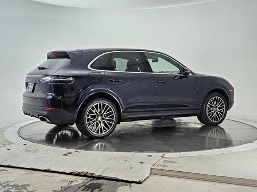 2021 Porsche Cayenne Base