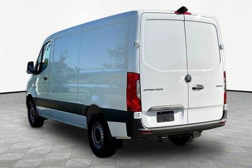 Arctic White 2026 Mercedes-Benz Sprinter 2500 Standard Roof