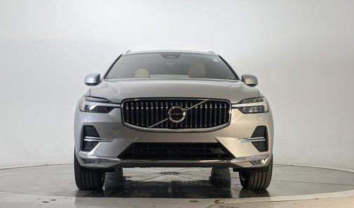 2022 Volvo XC60 B6 Inscription