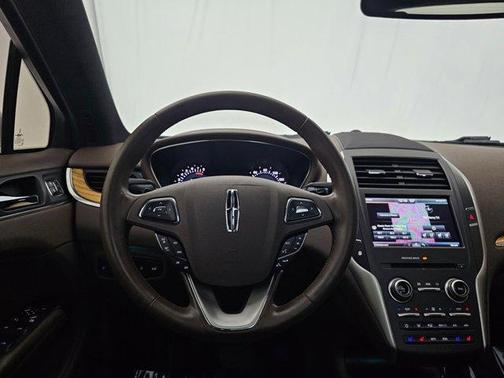 2015 Lincoln MKC Base