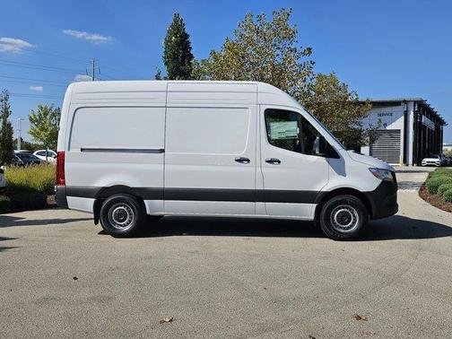 2025 Mercedes-Benz Sprinter 2500 Standard Roof