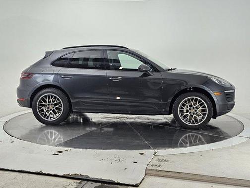2017 Porsche Macan S