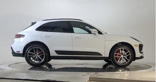 2022 Porsche Macan S