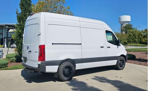 2025 Mercedes-Benz Sprinter 2500 Standard Roof