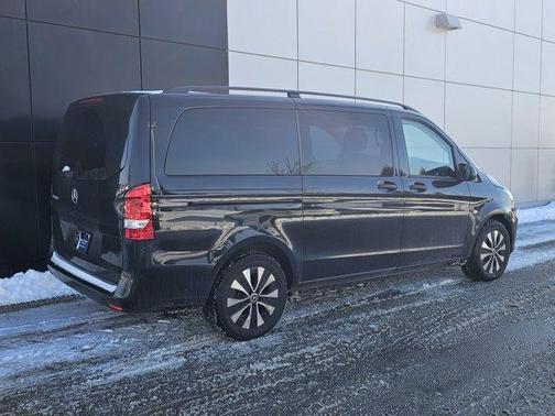 2023 Mercedes-Benz Metris Base