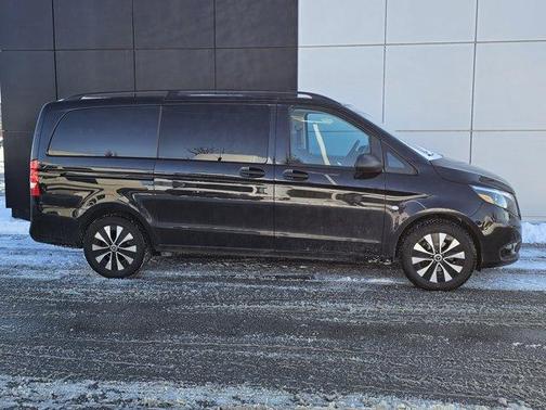 2023 Mercedes-Benz Metris Base