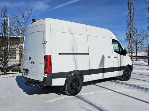 2025 Mercedes-Benz Sprinter 2500 Standard Roof