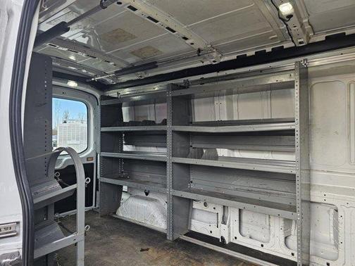 2018 Ford Transit-250 148 WB Medium Roof Cargo