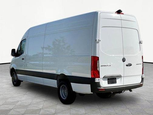 Arctic White 2026 Mercedes-Benz Sprinter 3500XD 170 WB High Roof Cargo