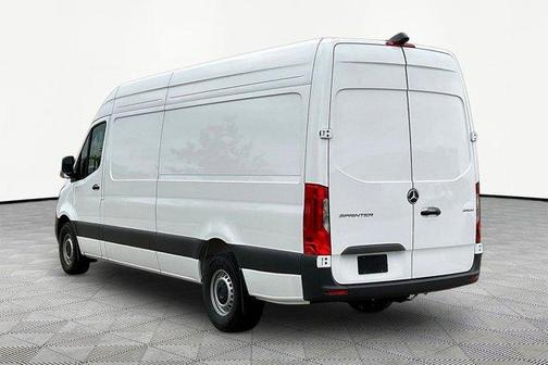 Arctic White 2025 Mercedes-Benz Sprinter 2500 170 WB