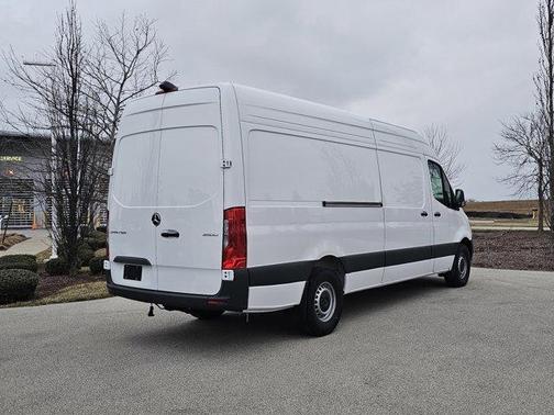 2025 Mercedes-Benz Sprinter 2500 High Roof