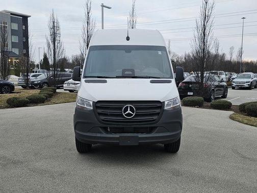 2025 Mercedes-Benz Sprinter 2500 High Roof