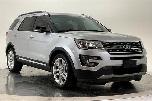 Ingot Silver 2017 Ford Explorer XLT