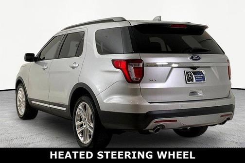 Ingot Silver Metallic 2017 Ford Explorer XLT
