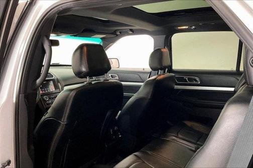 Ingot Silver 2017 Ford Explorer XLT