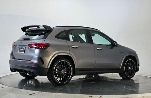 2025 Mercedes-Benz AMG GLA 35 Base