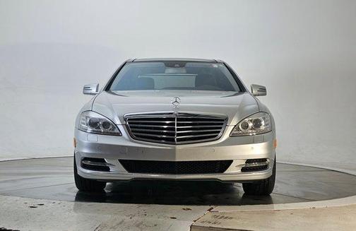 2011 Mercedes-Benz S-Class S 550 4MATIC