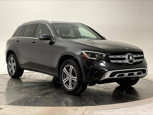 Graphite Gray Metallic 2022 Mercedes-Benz GLC 300 Base 4MATIC